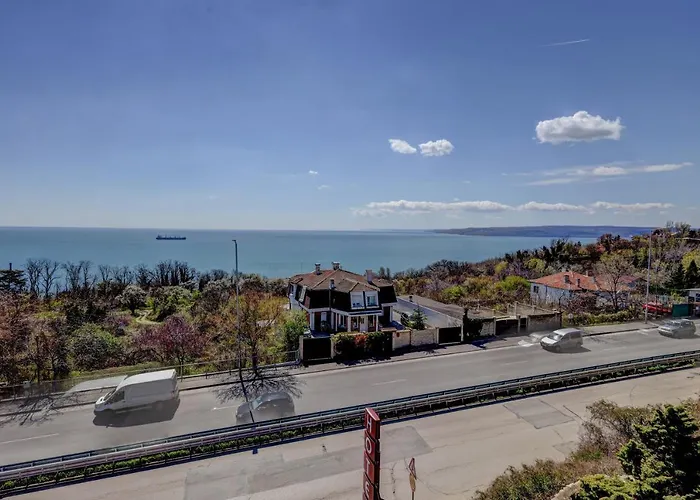 Ellinis - Sea View And Free Parking Βάρνα