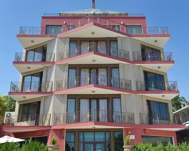 Ellinis - Sea View And Free Parking 3*