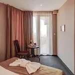 Ellinis - Sea View And Free Parking 3*