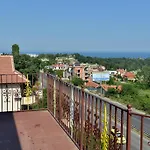 Ellinis - Sea View And Free Parking 3*