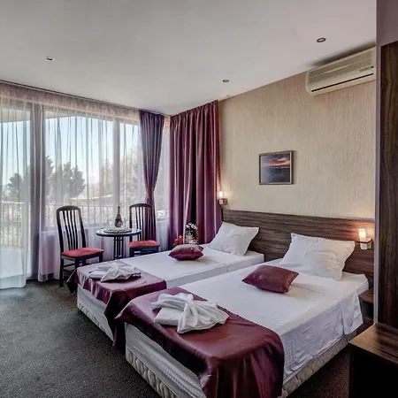 Ellinis - Sea View And Free Parking 3* Várna