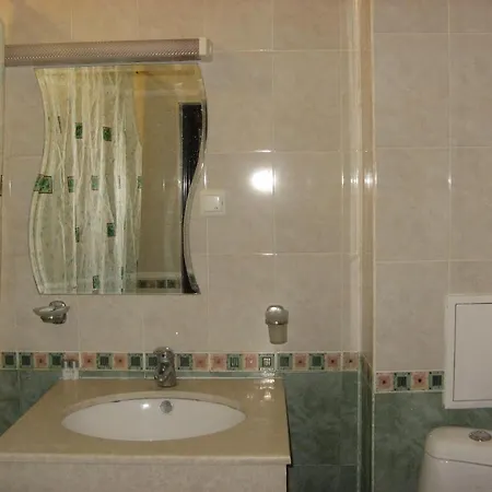 Ellinis - Sea View And Free Parking 酒店 瓦爾納